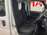 運転席広々