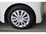 純正14インチホイルキャップ/タイヤサイズは155/65R14です