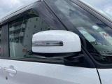 ☆ 【ウィンカー付きドアミラー】 周りに「ウインカー&ハザード」を気づいてもらえるお洒落&安全確保のアイテムです ☆