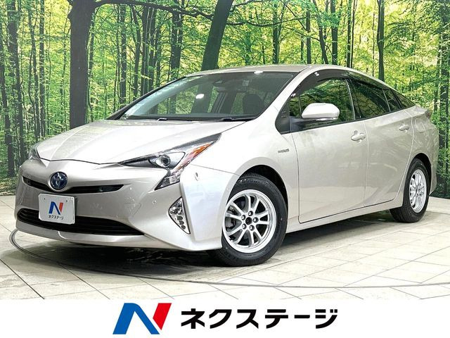 トヨタ プリウス 