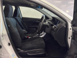 乗り降りしやすい運転席です。