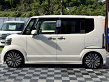 ご納車後の修理や車検も承ります。定期点検はもちろんオイル交換、タイヤ交換などにも対応しております。