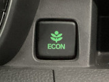 ★ECONスイッチ★ エコドライブを加速しよう!スイッチをONにすると、運転の仕方によるロスを抑え込み燃費をよくするようクルマが頑張ります(*^ー^*)燃費向上にチャレンジ♪