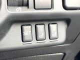 【メモリー機能付きパワーシート】ドライバーごとに設定したシート位置を記憶して、ボタン一つで切り替えできる便利な機能!運転する方が複数名いらっしゃるご家庭におすすめです♪