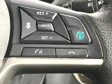 【レーダークルーズコントロール】高速道路での長距離走行が楽に!!自動で速度を保つクルーズコントロールが、衝突軽減システムと連携し、前方の車両を感知して車間を保つように速度調節してくれます!!