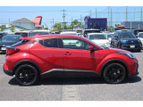 C-HR ハイブリッド 1.8 G モード ネロ セーフティ プラス 