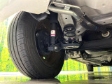 お車を安心してお乗りいただく為には、足回りの定期点検が欠かせません。サービスサポート(有償保証)では無料点検もご提供しており、安心のカーライフをお過ごしいただけるサポート体制が整っています。