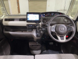 納車前に点検・整備を行なった後に納車いたします。交換が必要な部品は全て交換してからのお渡しとなります。費用を別途頂くことはありませんのでご安心ください。お問い合わせ、心よりお待ち致しております。