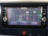 純正メモリーナビ(MM318D-L) CD・DVD再生  CD録音可 フルセグTV Bluetooth対応★携帯電話にダウンロードした音楽が車内でも楽しめます。ハンズフリー通話も可能です !