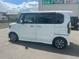 ルームクリーニングも隅々まで綺麗にしてお渡ししています。他店の車のクオリティと比較してください!!!