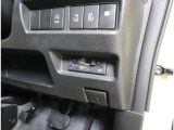 ETC車載器付き☆ セットアップ作業もご依頼いただければご納車までに行います!納車当日から有料道路をご利用いただけます♪