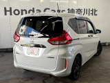 リア席はシェード付きでお子様も安心です!