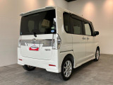 お客様にぴったりなおクルマをお選びいただけますように様々な展示車をご用意致しております!ダイハツの軽自動車だけではなく、他メーカー車やコンパクトカー・ミニバンなども数多く取り揃えております!