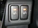 【シートヒーター搭載】シートを温めてくれる暖房機器です!長時間座っていると負担が掛かりやすい背中や腰、または冬場の寒い日に冷えやすい脚部に快適なぬくもりを♪