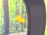 【ブラインドスポットモニター】走行中、ドアミラーの死角になりやすい箇所に後続車が接近するとサイドミラーのレンズに警告を表示!ドライバーに注意喚起をしてくれます。