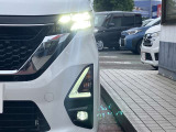 LEDヘッドライト装備。暗い道や、天候の悪い日でも視界良く運転できます。