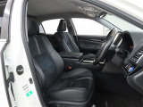 長時間の運転でも疲れにくいシートです。