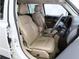 ■レザーシート ■シートヒーター ■パワーシート(運転席座面のみ)