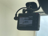 【ドライブレコーダー】映像・音声などの運転中の記録を残します。事故などを起こした起こされた時の証拠になりえますので、もしも時でも安心ですね。