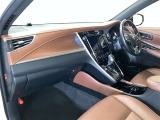 愛車の室内を抗菌・抗ウイルス・防臭パック【チタニア:車内にコーティングし抗菌、抗ウイルス効果を発揮しながら悪臭を付きにくく残りにくくします。】も取り扱いしています。