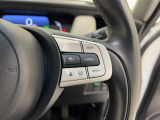 Hondaセンシングの機能のひとつ、アダプティブクルーズコントロール付!アクセルから足を離しても設定したスピードと前車との車間を保ち走行してくれます!車線維持もアシスト☆高速道路で疲労軽減ですね☆
