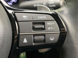 【アダプティブクルーズコントロール】高速道路での長距離走行が楽に!!自動で速度を保つクルーズコントロールが、衝突軽減システムと連携し、前方の車両を感知して車間を保つように速度調節してくれます!!