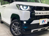 【LEDヘッドライト】悪天候や夜間走行時も良好な視界を確保し安心して運転できる高輝度LEDヘッドライトを装備!点灯速度が早く、消費電力も抑えられています。