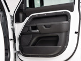 全国登録・納車可能でございます。ご自宅や勤務先などの指定先までお運びしますので遠方の方でもお任せください。