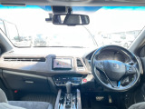 【インパネ】伸びやかで操作性の高いインパネ周り。毎日乗る車だからこそお気に入りの空間で。