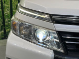 【LEDヘッドライト】悪天候や夜間走行時も良好な視界を確保し安心して運転できる高輝度LEDヘッドライトを装備!点灯速度が早く、消費電力も抑えられています。