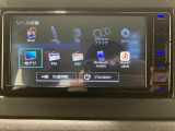 【ナビ】TV CD/DVD再生やBluetoothオーディオなど多彩なメディアに対応したメモリーナビを装備しています。