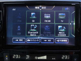 純正メモリーナビ(MM520D-L) CD・DVD・ブルーレイ再生  CD録音可 フルセグTV USB接続端子 Bluetooth対応★携帯電話にダウンロードした音楽が車内でも楽しめます。ハンズフリー通話も可能です!