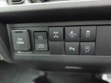 【電子制御式4WD】通常走行で使用する「2WD」に加え、路面状況に応じて駆動力を制御する「4WD AUTO」、農地や山の未舗装路で力を発揮する「4WD LOCK」に切替できる「電子制御式4WD」を搭載