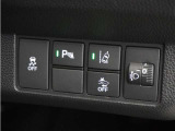 ◆障害物センサー◆車庫入れの時などに近くに障害物がある場合、障害物までの距離を音で知らせてくれます。