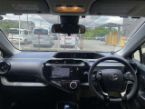 ブラックを基調とした内装です。