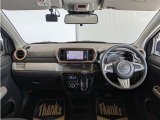 コンパクトボディで狭い道でもスムーズに走れる取り回しのよさ。運転もラクラクです。