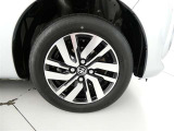 【タイヤ4本新品】・・・こちらのお車はネッツ千葉で購入時タイヤ4本交換します。消耗品ですが高価なのがこのタイヤ・・・!このクルマ、お得ですよ♪