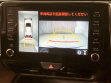 メーカーオプションの全周囲カメラ付き!狭い場所での駐車や車周辺を確認することが出来るので安心して駐車することができます★なんともう一つ・・・