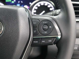レーダークルーズコントロールには全車速追従機能を搭載し、ミリ波レーダーと単眼カメラで先行車を認識し、車速に応じた車間距離を保ちながら先行車に追従し、ドライバーの運転負荷を軽減します。