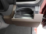 当社は購入後のアフターケアを大切にしております。納車後、1ヶ月無料点検、半年ごとにあんしん点検、12ヶ月法定点検の誘致をします。また車検までの点検をセットにした『ワンダフルパスポート』を販売中です。