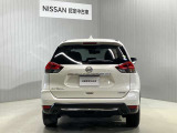 【リモコンオートバックドア】インテリジェントキーをバッグやポケットに入れたまま、リヤバンパーの下に足先を入れて引くだけで、ドアが自動で開閉します!