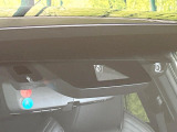 【トヨタセーフティセンス】走行中に前方の車両等を認識し、衝突しそうな時は警報とブレーキで衝突回避と被害軽減をアシスト。より安全にドライブをお楽しみいただけます。