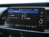 ナビゲーションはホンダコネクトディスプレイを装着しております。AM、FM、Bluetooth、フルセグTVがご使用いただけます。初めて訪れた場所でも道に迷わず安心ですね!