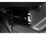 高速道路走行の料金所をノンストップで通過できるETCを装備!※ ETCカードのお申し込みも当社にお任せ下さい!