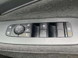 パワーウィンドウのスイッチです