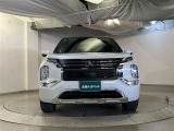 三菱 アウトランダーPHEV 上級のPグレードが入荷しました!
