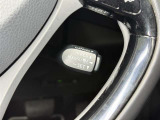 【クルーズコントロール】速度を設定するとアクセルを踏まなくても一定の速度で走ることができます。高速道路ではとても便利な装置です。
