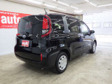 車内もキレイで嫌なニオイもありません。
