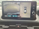マルチビューカメラ装備!駐車などとっても安心です!!