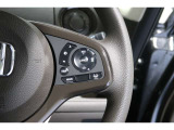 Hondaセンシングの機能のひとつ、アダプティブクルーズコントロール付!アクセルから足を離しても設定したスピードと前車との車間を保ち走行してくれます!車線維持もアシスト☆高速道路で疲労軽減ですね☆